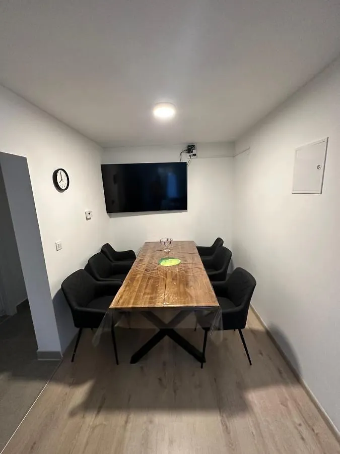 Apartment Stinjan Пула
