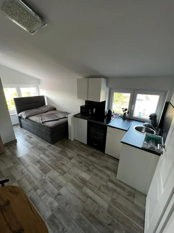 Apartment Stinjan Пула